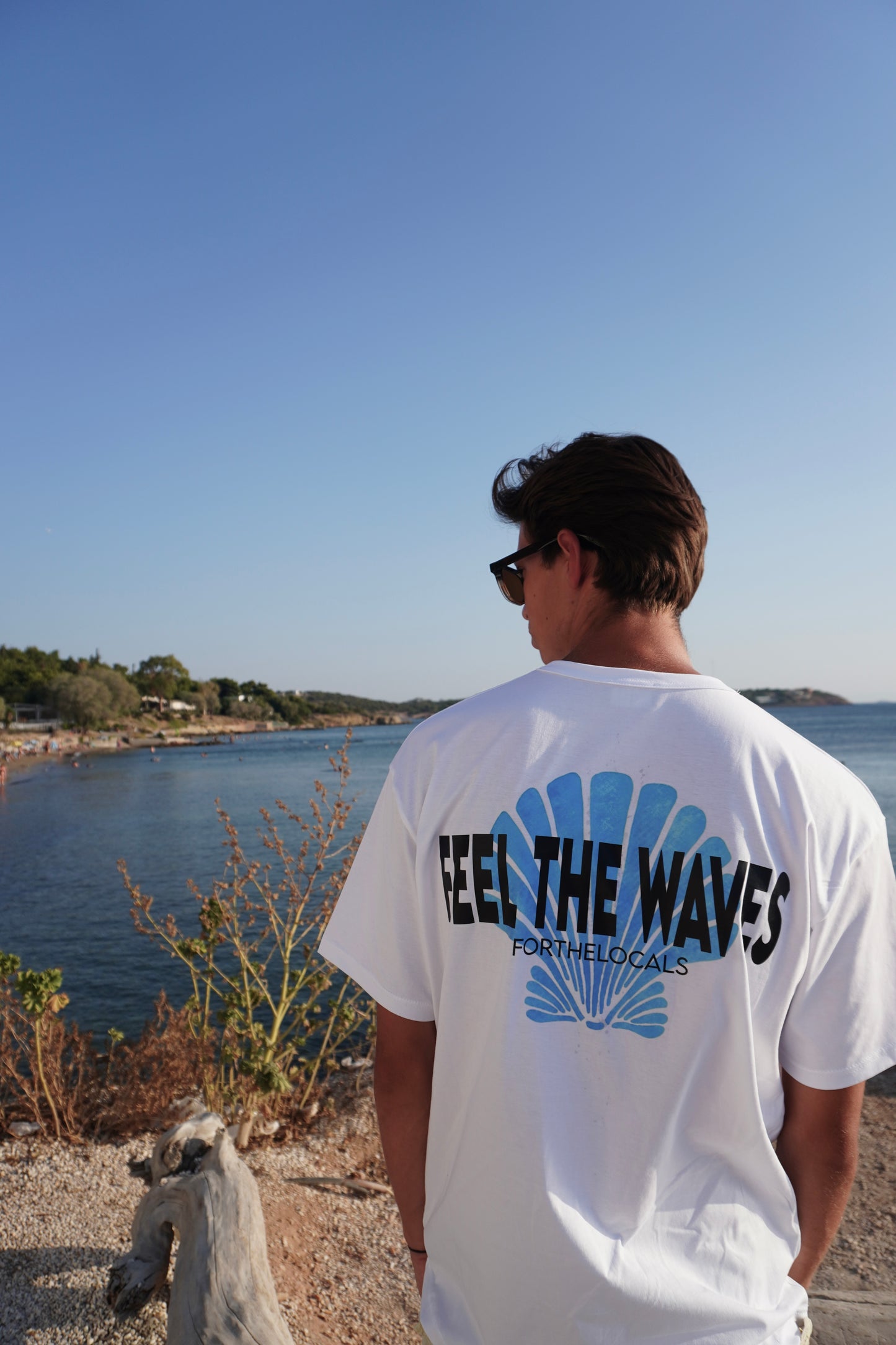 WAVES oversized tee (white)